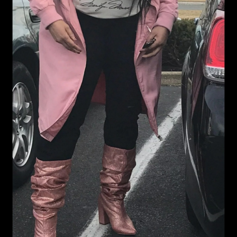 Banging boots I love them, have box